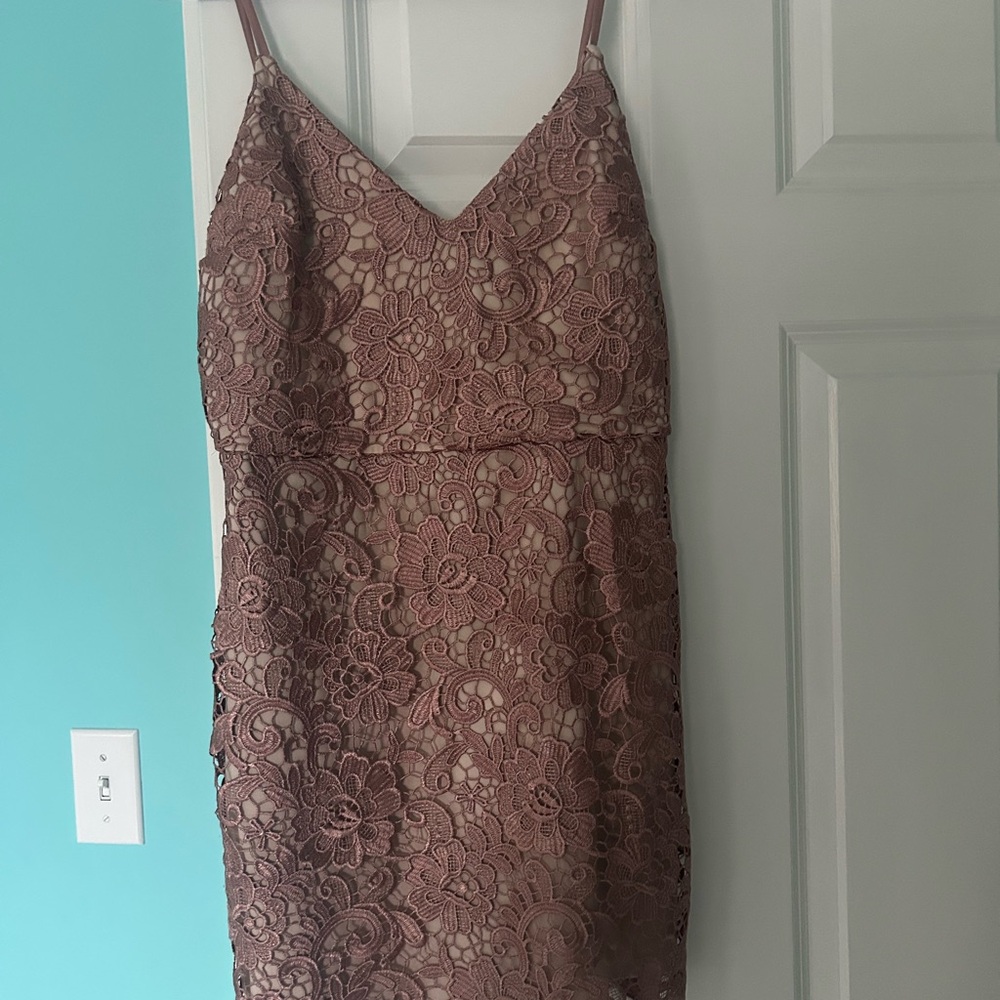 Elegant Lace Dress in Brown